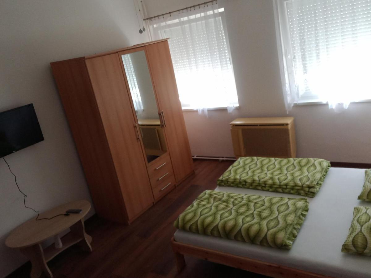 Ildimagdi Apartman Hajdúszoboszló Buitenkant foto