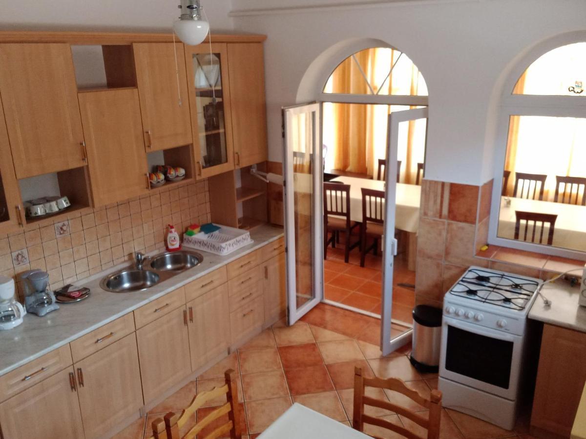 Ildimagdi Apartman Hajdúszoboszló Buitenkant foto