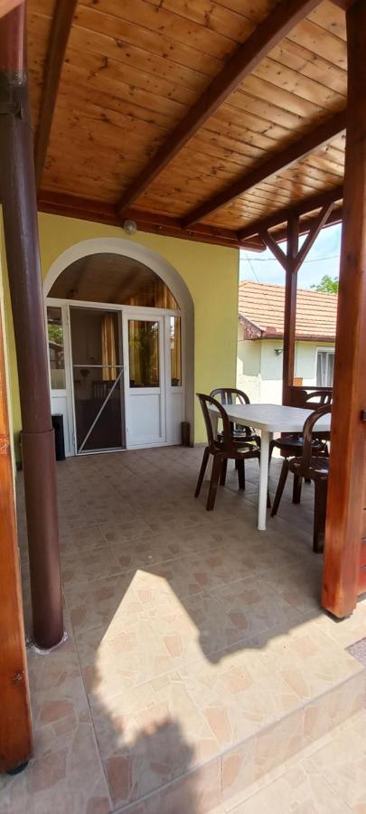 Ildimagdi Apartman Hajdúszoboszló Buitenkant foto
